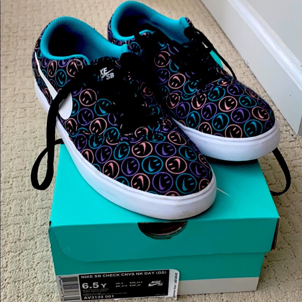 Kids Nike SB sneakers